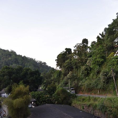 Lodge In 611 Kandy Zewnętrze zdjęcie