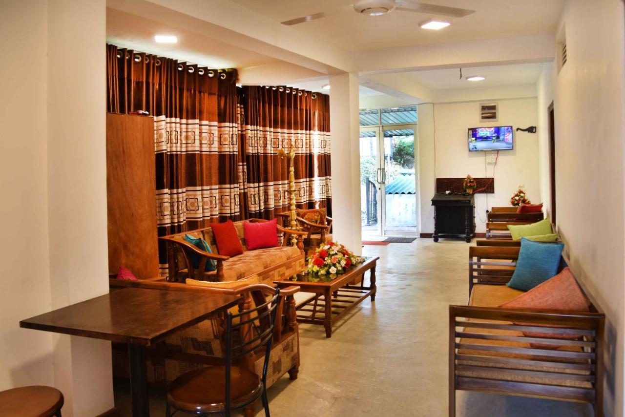 Lodge In 611 Kandy Zewnętrze zdjęcie