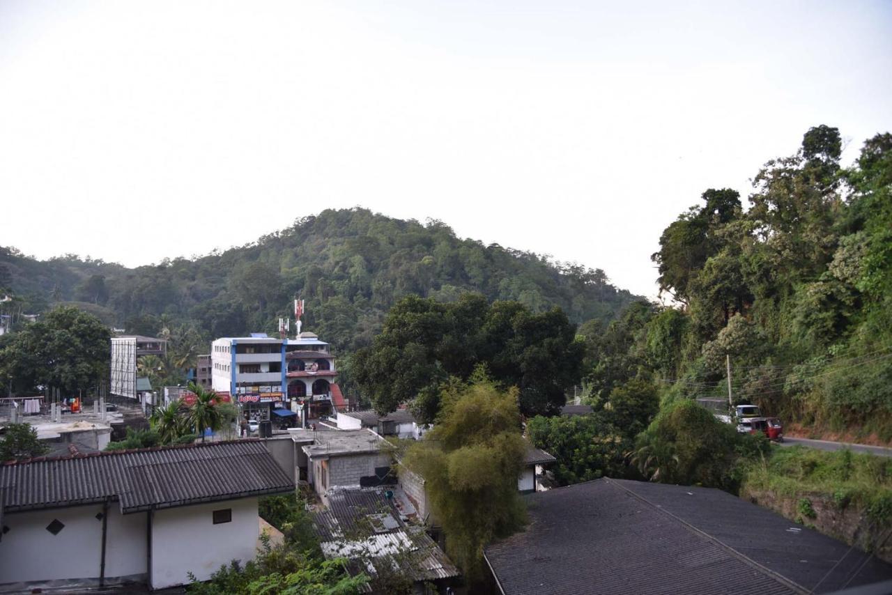 Lodge In 611 Kandy Zewnętrze zdjęcie